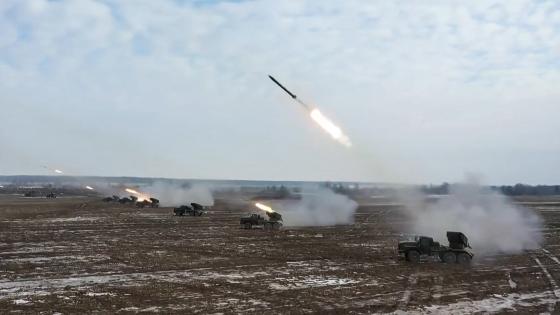 تبادل للقصف شرق أوكرانيا والتوتر يتصاعد