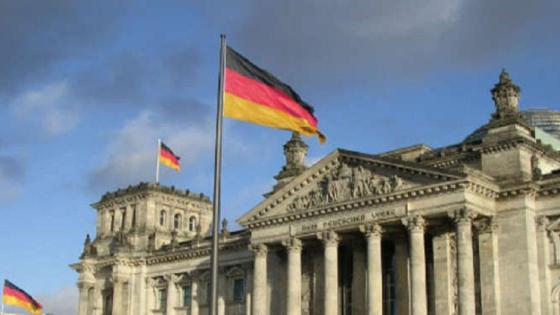 محاكمة ألماني بسبب التخابر مع إيران