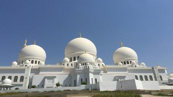 التطبيع مسجد الشيخ زايد